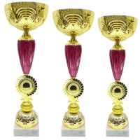 Комплект кубков Высота: 43,5 см, 41,5 см, 39 см Комплект кубков Высота: 43,5 см, 41,5 см, 39 см